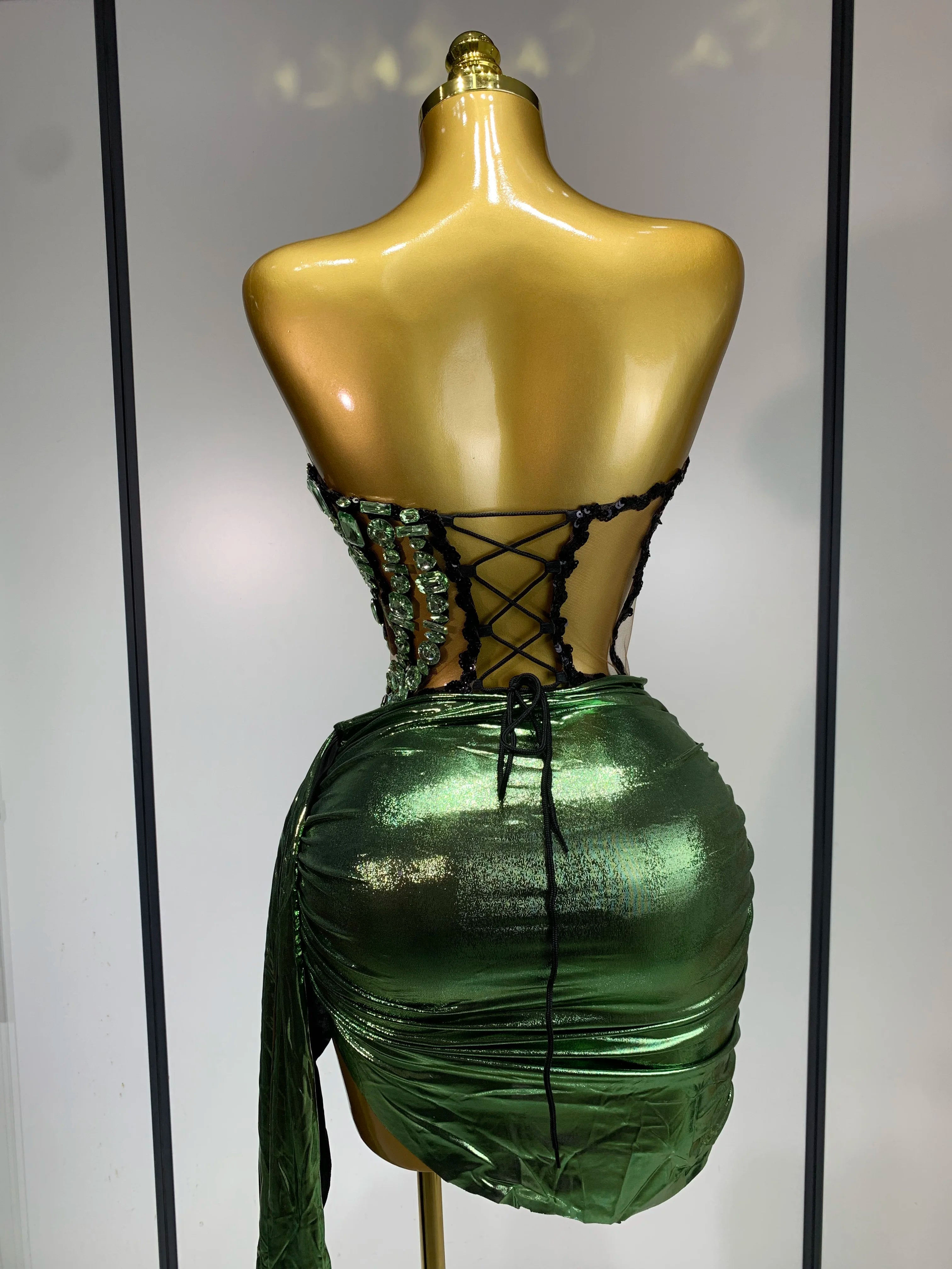 Diva Two Piece Skirt Set