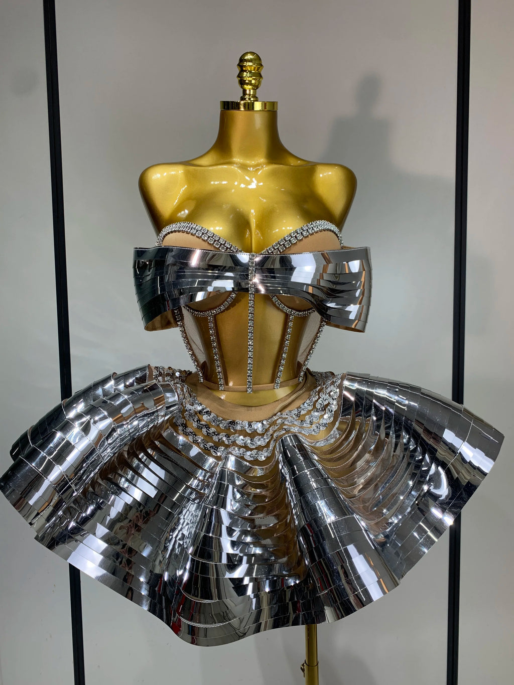 Shiney Two Piece Skirt Set