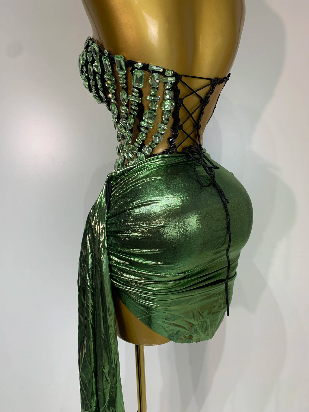 Diva Two Piece Skirt Set