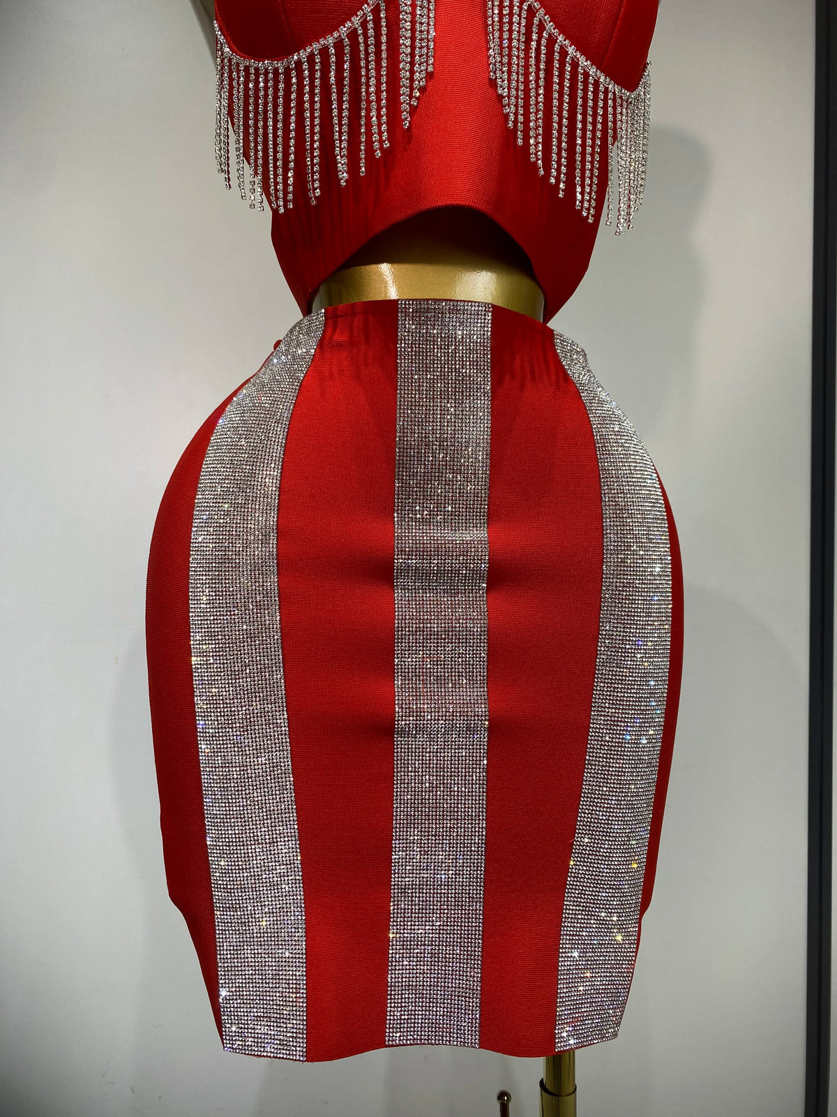 Extraordinary Two Piece Skirt Set
